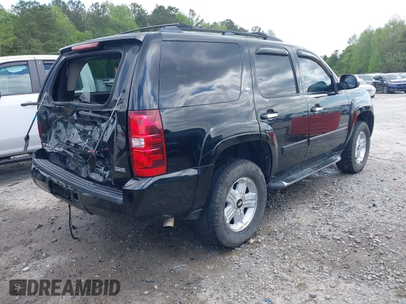 2007 Chevrolet Tahoe LT z VIN 1GNFK13097R388333, wystawiony jako IAAI lot #41948201 z przebiegiem 253 972 mil mil oraz . Historia ofert i sprzedaży dostępna na DreamBid. Obrazek 4.