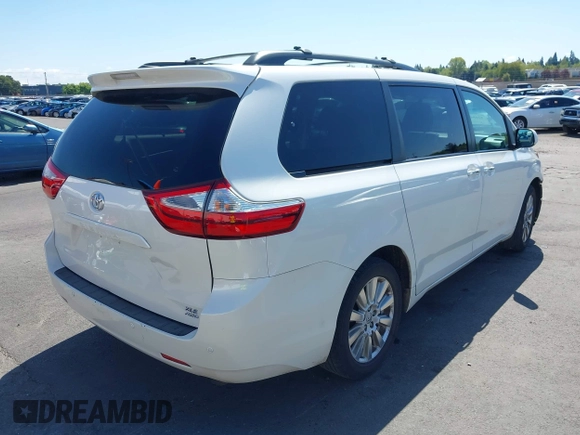 2017 Toyota Sienna XLE z VIN 5TDDZ3DC5HS162857, wystawiony jako IAAI lot #42054307 z przebiegiem 85 451 mil mil oraz . Historia ofert i sprzedaży dostępna na DreamBid. Obrazek 4.
