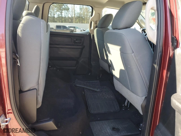 2018 Ram 2500 Tradesman with VIN 3C6UR5CLXJG232510, listed as a Copart auction lot 47760015 with 103,779 mi miles and Salvage Title. Bid and sale history available at carsss.com. Image 10.
