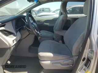 2015 Toyota Sienna L with VIN 5TDZK3DC3FS641656, listed as a Copart auction lot 56275585 with 136,382 mi miles and Clean Title. Bid and sale history available at DreamBid. Image 7.