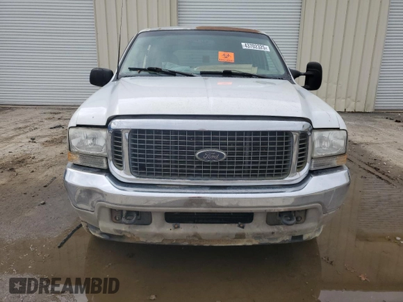 2000 Ford Excursion Limited with VIN 1FMNU42L3YEC40856, listed as a Copart auction lot 43702325 with 242,903 mi miles and Clean title. Bid and sale history available at DreamBid. Image 5.