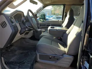 2009 Ford F-350 XL with VIN 1FTWX31559EA53391, listed as a Copart auction lot 81005214 with 49,398 mi miles and Clean Title. Bid and sale history available at DreamBid. Image 7.