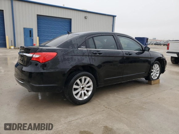 2013 Chrysler 200 Touring with VIN 1C3CCBBB4DN541984, listed as a Copart auction lot 44796925 with 54,346 mi miles and Clean Title. Bid and sale history available at DreamBid. Image 3.