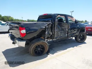 2016 Toyota Tundra SR5 z VIN 5TFDW5F16GX568087, wystawiony jako IAAI lot #42061804 z przebiegiem 113 906 mil mil oraz . Historia ofert i sprzedaży dostępna na DreamBid. Obrazek 4.