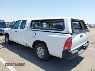 2015 Toyota Tacoma with VIN 5TFTX4CN8FX061944, listed as a IAAI auction lot 42451094 with 89,669 mi miles and . Bid and sale history available at DreamBid. Image 3.