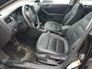 2012 Volkswagen Jetta SE z VIN 3VWDP7AJ9CM077736, wystawiony jako Copart lot #55556735 z przebiegiem 165 654 mil mil oraz Nie do naprawy • Non repairable. Historia ofert i sprzedaży dostępna na DreamBid. Obrazek 7.