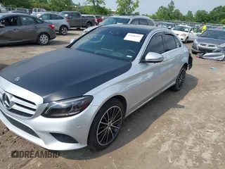 2020 Mercedes-Benz C 300 z VIN W1KWF8EB6LR599901, wystawiony jako IAAI lot #42616247 z przebiegiem 74 966 mil mil oraz . Historia ofert i sprzedaży dostępna na DreamBid. Obrazek 17.