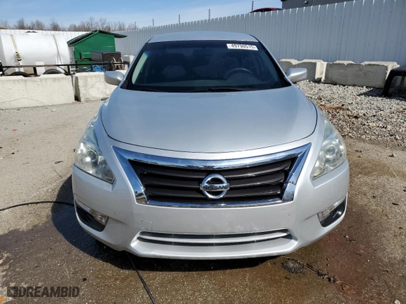 2014 Nissan Altima 2.5 SV with VIN 1N4AL3APXEC422572, listed as a Copart auction lot 49790515 with 83,701 mi miles and Salvage Title. Bid and sale history available at carsss.com. Image 5.