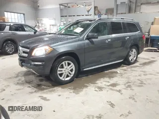 2013 Mercedes-Benz GL-Class GL 450 with VIN 4JGDF7CE1DA215608, listed as a IAAI auction lot 41924332 with 137,052 mi miles. Bid and sale history available at carsss.com. Image 17.