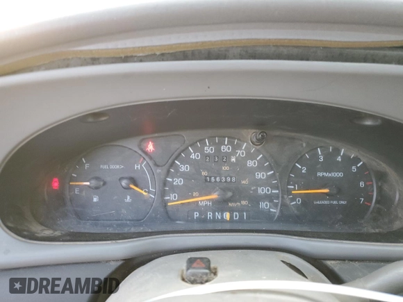 1996 Mercury Sable GS z VIN 1MELM50U3TA659219, wystawiony jako Copart lot #74373944 z przebiegiem 156 398 mil mil oraz Szkody całkowita. Historia ofert i sprzedaży dostępna na DreamBid. Obrazek 9.