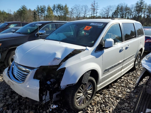 2016 Chrysler Town & Country Touring-L with VIN 2C4RC1CG7GR118883, listed as a Copart auction lot 77648094 with 64,200 mi miles and Salvage Title. Bid and sale history available at carsss.com. Image 1.