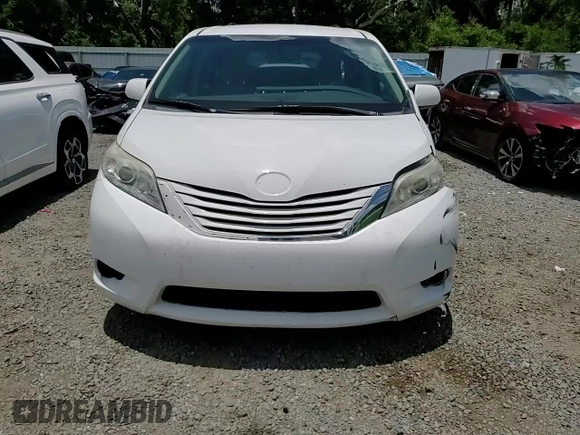 2015 Toyota Sienna LE AAS with VIN 5TDKK3DC1FS660904, listed as a Copart auction lot 61418275 with 132,056 mi miles and Salvage title. Bid and sale history available at DreamBid. Image 14.