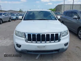2011 Jeep Grand Cherokee 70th Anniversary with VIN 1J4RR4GG4BC562003, listed as a IAAI auction lot 42022419 with 231,786 mi miles. Bid and sale history available at carsss.com. Image 6.