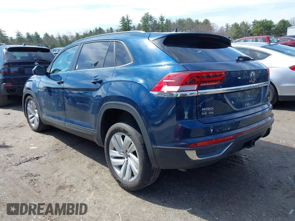 2022 Volkswagen Atlas SE z VIN 1V2HE2CA4NC220203, wystawiony jako IAAI lot #41982896 z przebiegiem 61 989 mil mil oraz . Historia ofert i sprzedaży dostępna na DreamBid. Obrazek 3.