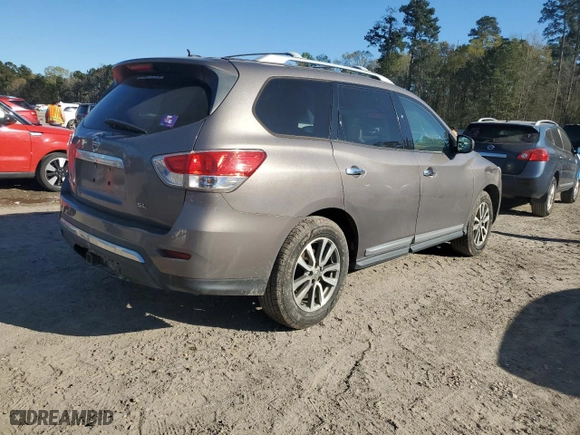 2013 Nissan Pathfinder SL with VIN 5N1AR2MNXDC608913, listed as a Copart auction lot 49317745 with 200,721 mi miles and Salvage Title. Bid and sale history available at carsss.com. Image 3.