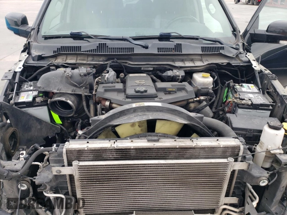 2018 Ram 2500 Laramie with VIN 3C6UR5FL8JG211232, listed as a Copart auction lot 48250315 with 201,460 mi miles and Salvage title. Bid and sale history available at DreamBid. Image 11.