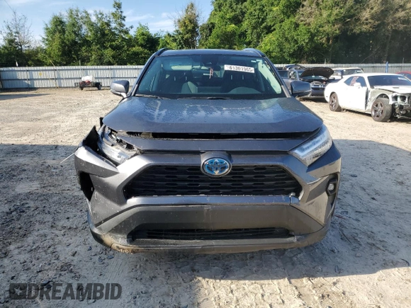 2022 Toyota RAV4 Hybrid XLE Premium with VIN 4T3B6RFV5NU084690, listed as a Copart auction lot 61301965 with 38,925 mi miles and Salvage title. Bid and sale history available at DreamBid. Image 5.