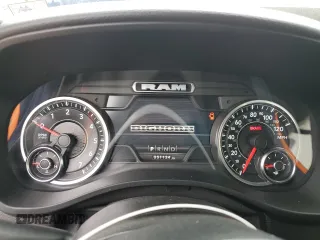 2022 Ram 1500 Big Horn z VIN 1C6SRFBT3NN145608, wystawiony jako Copart lot #47958225 z przebiegiem 51 134 mil mil oraz Szkoda całkowita • Salvage title. Historia ofert i sprzedaży dostępna na DreamBid. Obrazek 9.