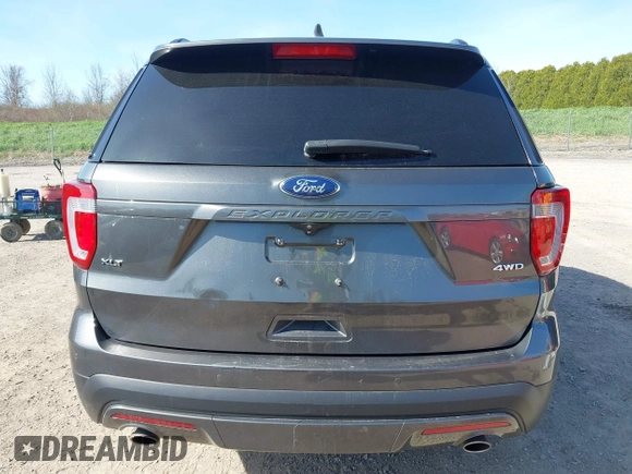 2017 Ford Explorer XLT with VIN 1FM5K8D89HGB29061, listed as a IAAI auction lot 42133475 with 121,086 mi miles and . Bid and sale history available at DreamBid. Image 17.