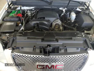 2012 GMC Yukon Denali with VIN 1GKS2EEF4CR147472, listed as a Copart auction lot 73318464 with 133,953 mi miles and Clean Title. Bid and sale history available at carsss.com. Image 12.