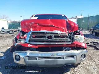2012 Toyota Tundra z VIN 5TFUY5F12CX254859, wystawiony jako IAAI lot #41821686 z przebiegiem Nie podano mil oraz . Historia ofert i sprzedaży dostępna na DreamBid. Obrazek 11.