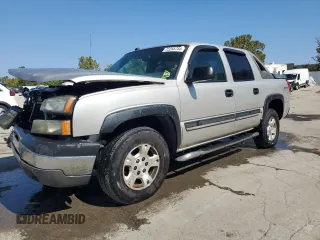 2004 Chevrolet Avalanche Z66 with VIN 3GNEC12TX4G277807, listed as a Copart auction lot 72255744 with 187,095 mi miles and Salvage Title. Bid and sale history available at carsss.com. Image 1.