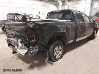 2010 Chevrolet Silverado 1500 LT with VIN 1GCSKSE34AZ162941, listed as a IAAI auction lot 40859139 with 0 mi miles. Bid and sale history available at carsss.com. Image 4.