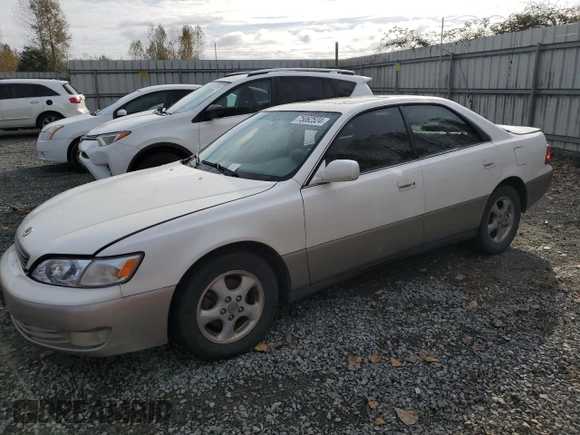 1997 Lexus ES 300 Luxury Sport Sdn with VIN JT8BF22GXV0045837, listed as a Copart auction lot 75062524 with 294,766 mi miles and Salvage Title. Bid and sale history available at carsss.com. Image 1.