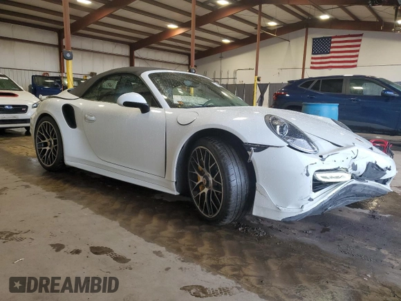 2015 Porsche 911 Turbo z VIN WP0CD2A91FS178328, wystawiony jako Copart lot #57880135 z przebiegiem 34 588 mil mil oraz Szkoda całkowita • Salvage title. Historia ofert i sprzedaży dostępna na DreamBid. Obrazek 4.