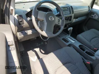 2006 Nissan Frontier Nismo z VIN 1N6AD06W06C449364, wystawiony jako Copart lot #66186774 z przebiegiem 320 070 mil mil oraz Szkoda całkowita • Salvage title. Historia ofert i sprzedaży dostępna na DreamBid. Obrazek 8.