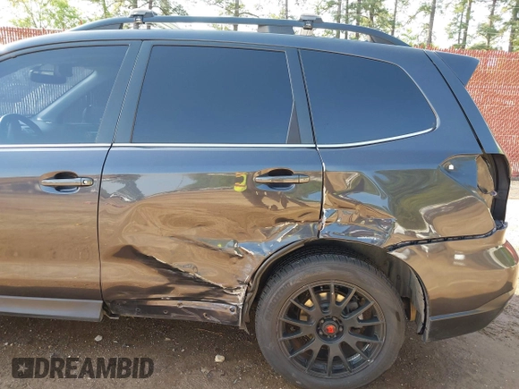 2015 Subaru Forester 2.0XT Premium with VIN JF2SJGDC4FH466111, listed as a IAAI auction lot 41900861 with 142,898 mi miles. Bid and sale history available at carsss.com. Image 6.