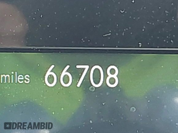 2020 Mercedes-Benz GLB 250 z VIN W1N4M4GB1LW042630, wystawiony jako IAAI lot #41981299 z przebiegiem 66 708 mil mil oraz . Historia ofert i sprzedaży dostępna na DreamBid. Obrazek 15.