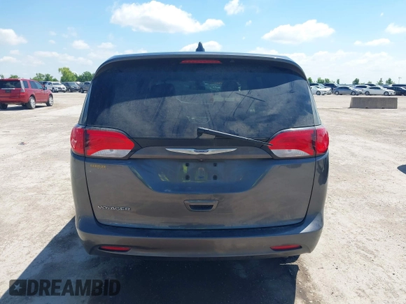 2020 Chrysler Voyager LX z VIN 2C4RC1CG2LR131258, wystawiony jako IAAI lot #42237185 z przebiegiem 138 945 mil mil oraz . Historia ofert i sprzedaży dostępna na DreamBid. Obrazek 17.