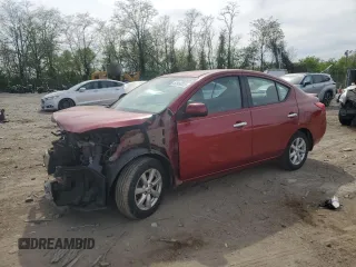 2014 Nissan Versa SV with VIN 3N1CN7AP3EL833520, listed as a Copart auction lot 53958325 with 98,192 mi miles and Salvage Title. Bid and sale history available at DreamBid. Image 1.