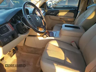 2008 Chevrolet Avalanche LS with VIN 3GNEC12098G265028, listed as a Copart auction lot 88664905 with 123,254 mi miles and Salvage title. Bid and sale history available at DreamBid. Image 7.