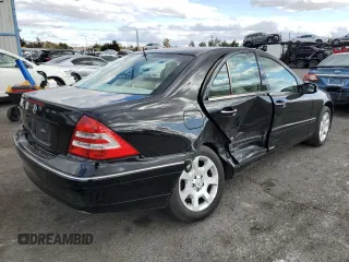 2006 Mercedes-Benz C 280 Luxury with VIN WDBRF54HX6A855597, listed as a Copart auction lot 48374205 with 158,508 mi miles and Salvage Title. Bid and sale history available at DreamBid. Image 3.