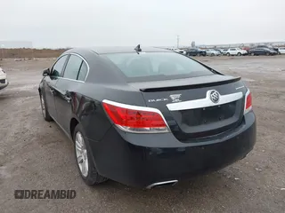 2013 Buick LaCrosse Premium 1 z VIN 1G4GF5E37DF174904, wystawiony jako IAAI lot #41544879 z przebiegiem 157 979 mil mil oraz . Historia ofert i sprzedaży dostępna na DreamBid. Obrazek 3.
