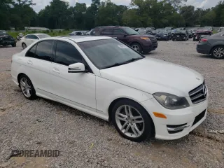 2014 Mercedes-Benz C 250 Sport with VIN WDDGF4HB4ER307402, listed as a Copart auction lot 60545145 with 131,283 mi miles and Salvage title. Bid and sale history available at DreamBid. Image 4.