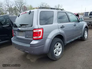 2008 Ford Escape Hybrid with VIN 1FMCU59H28KE68668, listed as a IAAI auction lot 41911914 with 98,092 mi miles. Bid and sale history available at carsss.com. Image 4.