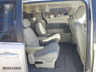 2008 Chrysler Town & Country Touring with VIN 2A8HR54PX8R113249, listed as a IAAI auction lot 41887649 with 125,691 mi miles. Bid and sale history available at carsss.com. Image 8.