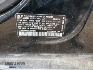 2016 Volkswagen Passat SE z VIN 1VWBT7A38GC051284, wystawiony jako Copart lot #56017235 z przebiegiem 120 066 mil mil oraz Czysty tytuł • Clean title. Historia ofert i sprzedaży dostępna na DreamBid. Obrazek 13.