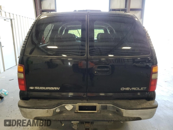 2000 Chevrolet Suburban LT with VIN 3GNEC16TXYG110718, listed as a Copart auction lot 74734314 with 208,488 mi miles and Salvage Title. Bid and sale history available at carsss.com. Image 6.