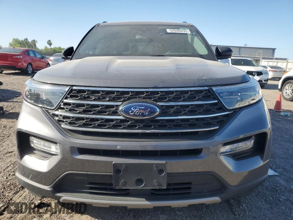2022 Ford Explorer XLT z VIN 1FMSK7DH9NGB24113, wystawiony jako Copart lot #52040235 z przebiegiem 25 858 mil mil oraz Szkoda całkowita • Salvage title. Historia ofert i sprzedaży dostępna na DreamBid. Obrazek 5.