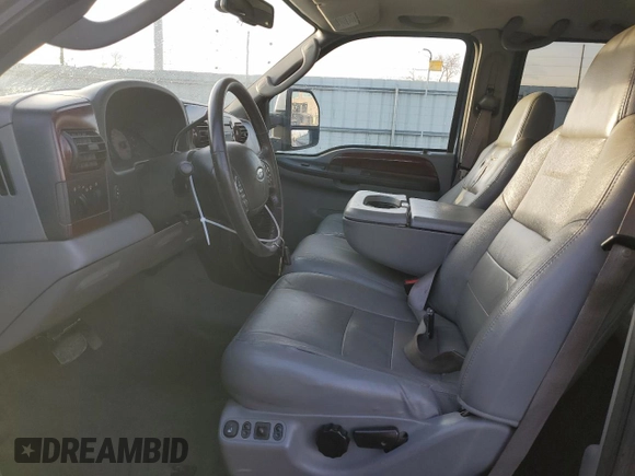 2006 Ford F-250 XL with VIN 1FTSW21P06EC13170, listed as a Copart auction lot 44038305 with 198,100 mi miles and Clean title. Bid and sale history available at DreamBid. Image 7.