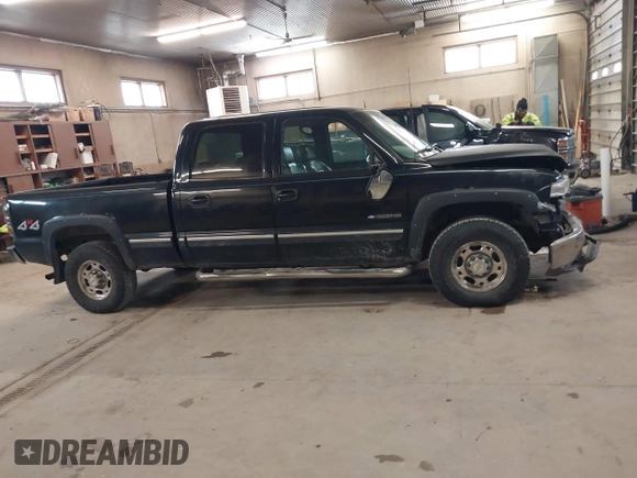 2001 Chevrolet Silverado 1500HD LS with VIN 1GCGK13U41F129760, listed as a IAAI auction lot 41277010 with 244,905 mi miles and . Bid and sale history available at DreamBid. Image 13.