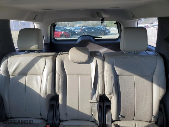 2018 Ford Expedition XLT with VIN 1FMJU1JT4JEA32215, listed as a Copart auction lot 45538765 with 110,191 mi miles and Salvage Title. Bid and sale history available at carsss.com. Image 10.