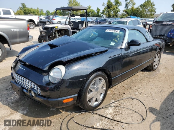 2002 Ford Thunderbird Hardtop Premium z VIN 1FAHP60A22Y107619, wystawiony jako Copart lot #55755765 z przebiegiem 32 306 mil mil oraz Nie do naprawy • Non repairable. Historia ofert i sprzedaży dostępna na DreamBid. Obrazek 1.