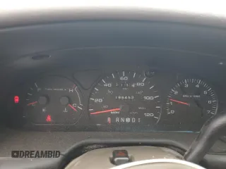 2002 Ford Taurus SE Standard с VIN 1FAFP58U62A219915, выставлен на аукционе Copart как лот 56972825 с пробегом 196 453 миль миль и Списание • Salvage title. История ставок и продаж доступна на DreamBid. Изображение 9.