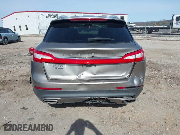 2016 Lincoln MKX Reserve with VIN 2LMTJ8LR0GBL53544, listed as a IAAI auction lot 41729454 with 92,068 mi miles. Bid and sale history available at carsss.com. Image 6.