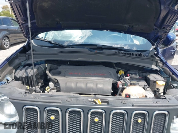 2017 Jeep Renegade Latitude with VIN ZACCJBBB2HPG58400, listed as a IAAI auction lot 42045596 with 52,978 mi miles and . Bid and sale history available at DreamBid. Image 10.